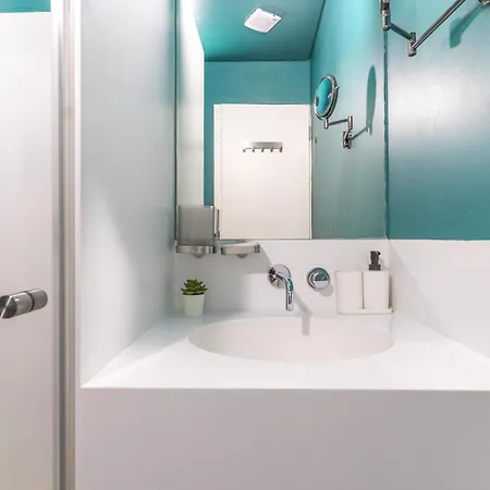 Graca Cozy Blue Loft Authentic Gem Apartment Lissabon